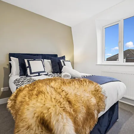 Bude Road Cosy And Modern Retreat Transport Link 4 Bedroom By Altoluxo Short Lets & Serviced Apartmán *