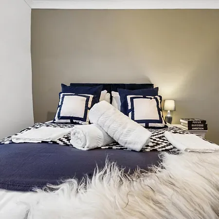 公寓 Bude Road Cosy And Modern Retreat Transport Link 4 Bedroom By Altoluxo Short Lets & Serviced *